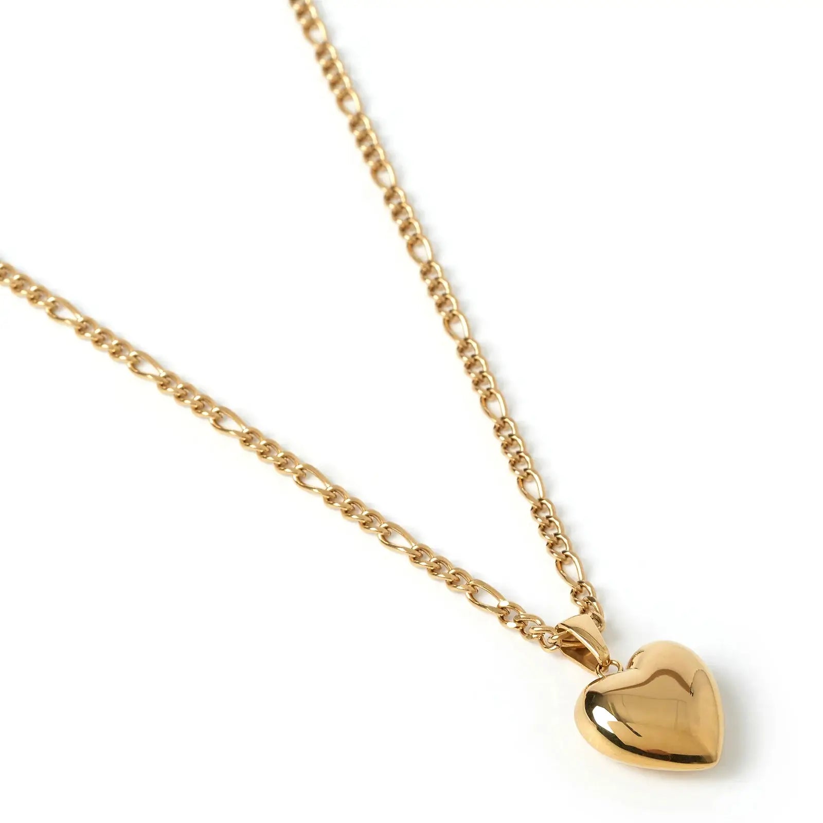 Heart pendant figaro chain necklace in gold