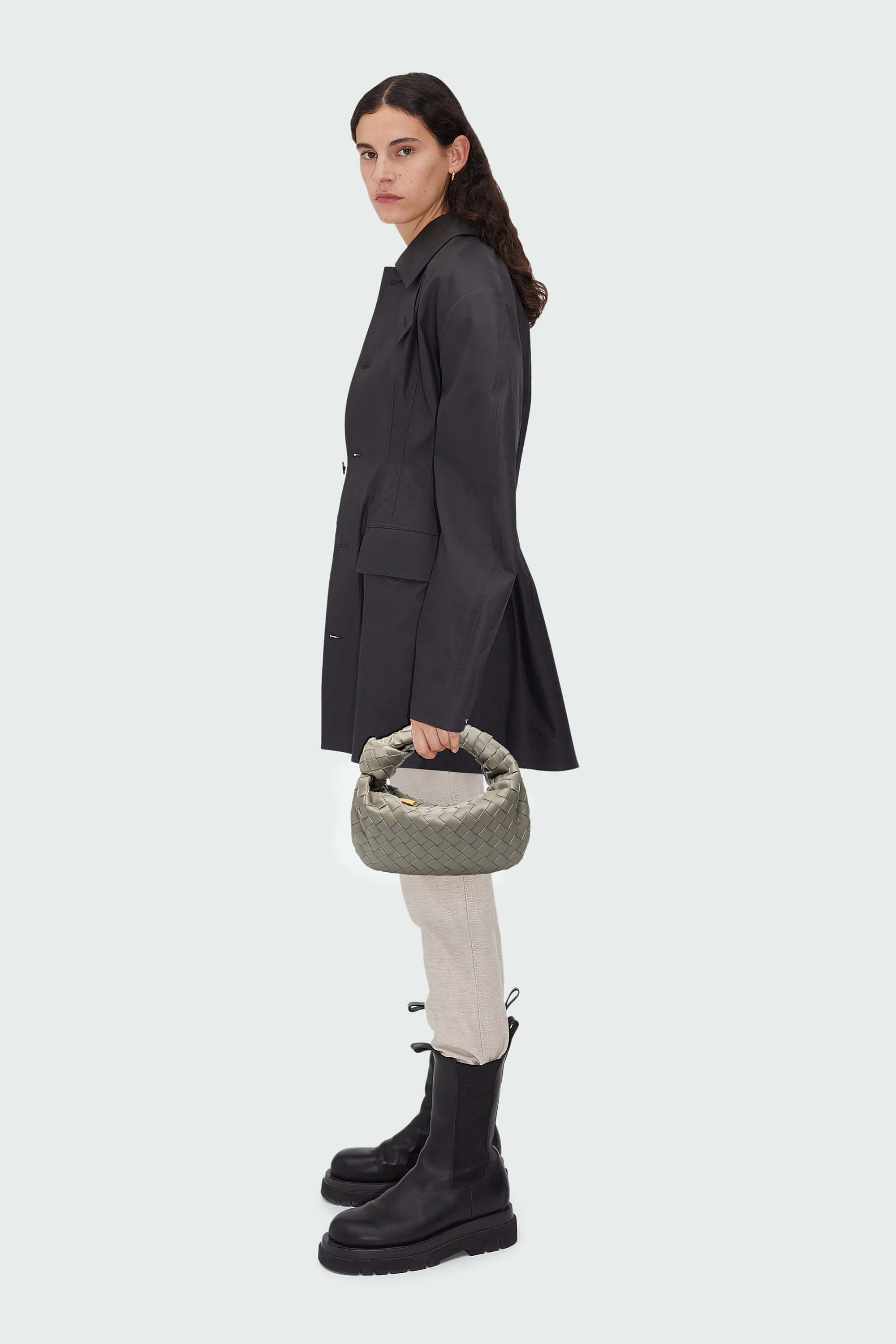 Bag_Small_Jodie_Genuine_Leather_Gray_Model