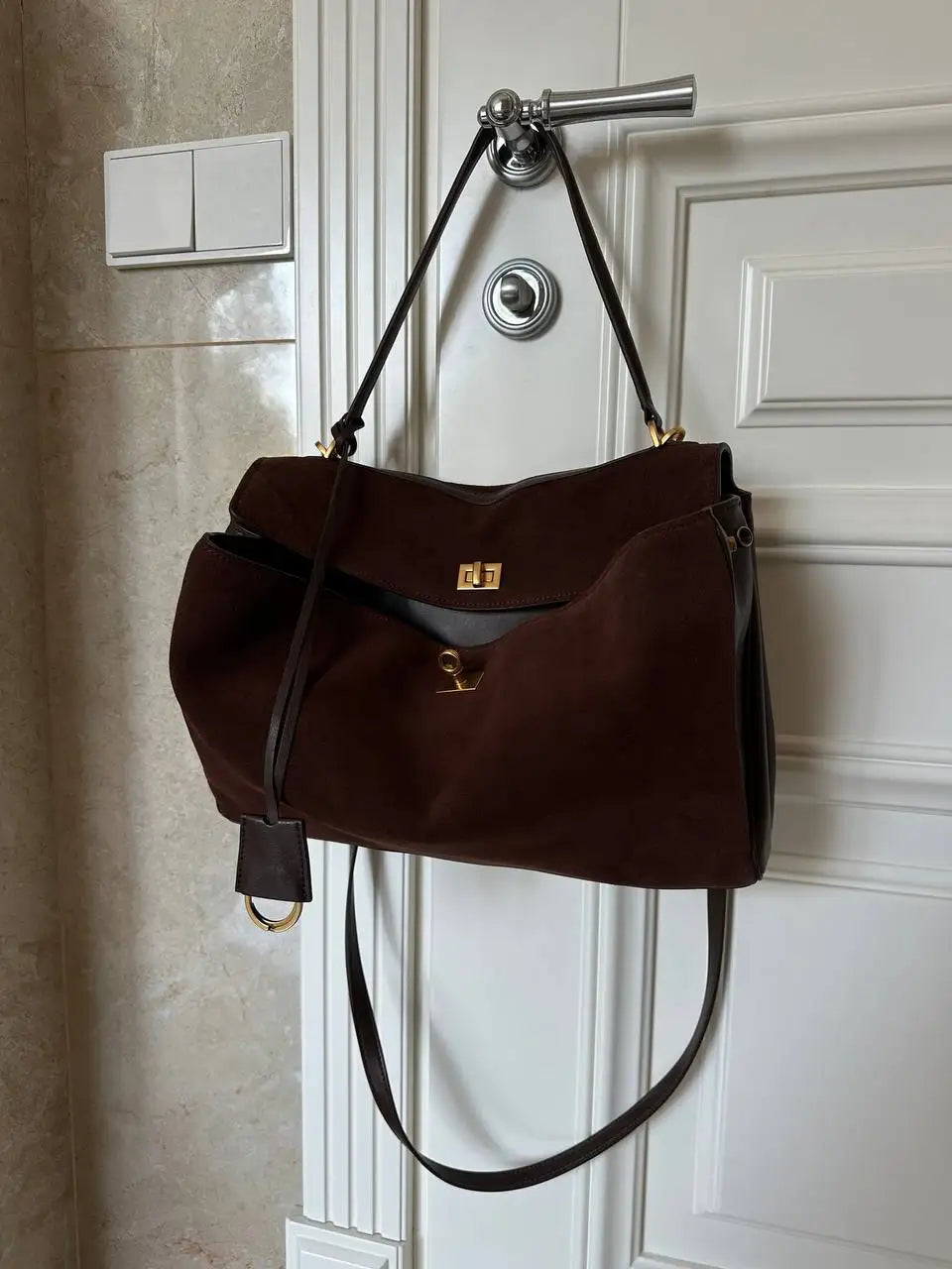 Valentina Dolce Large tote in Coffee, front view