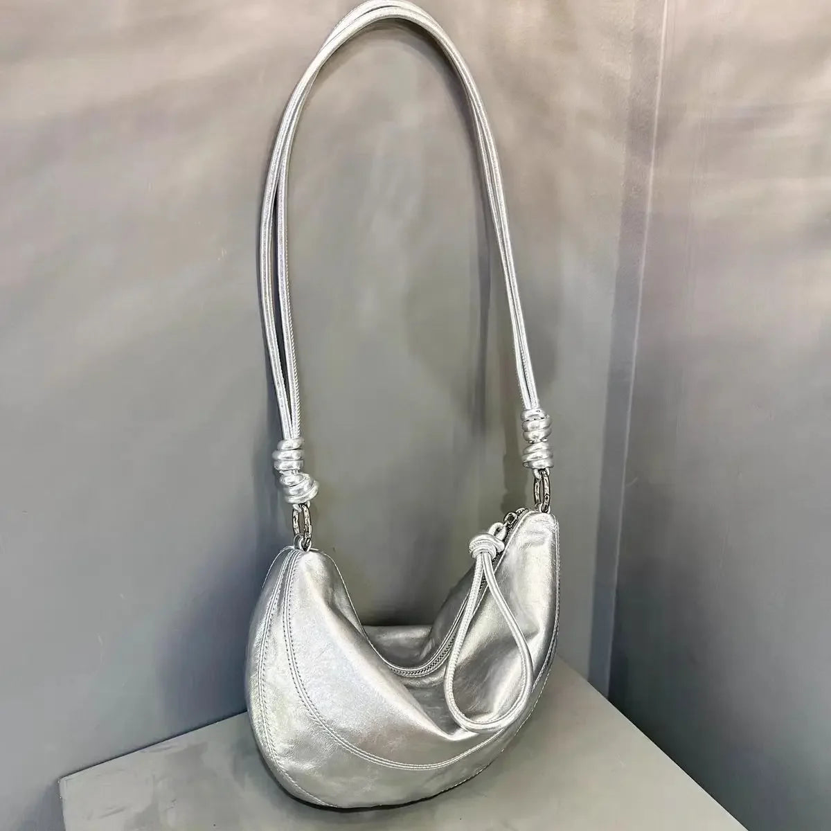 Valentina Bruma crescent bag in Grey