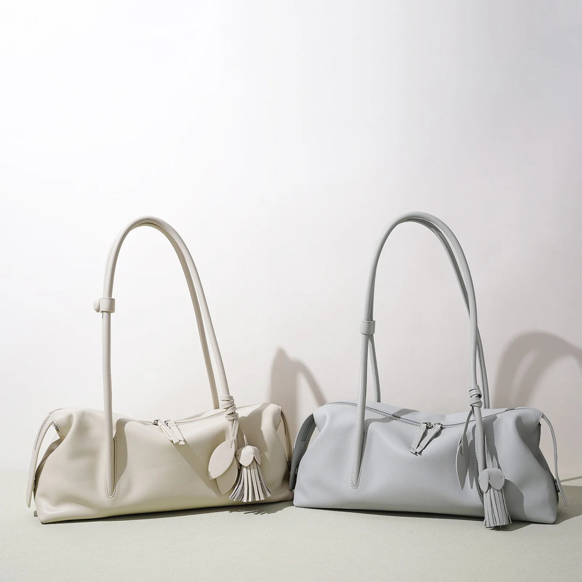 Valentina Sorte tote in Asphalt, interior