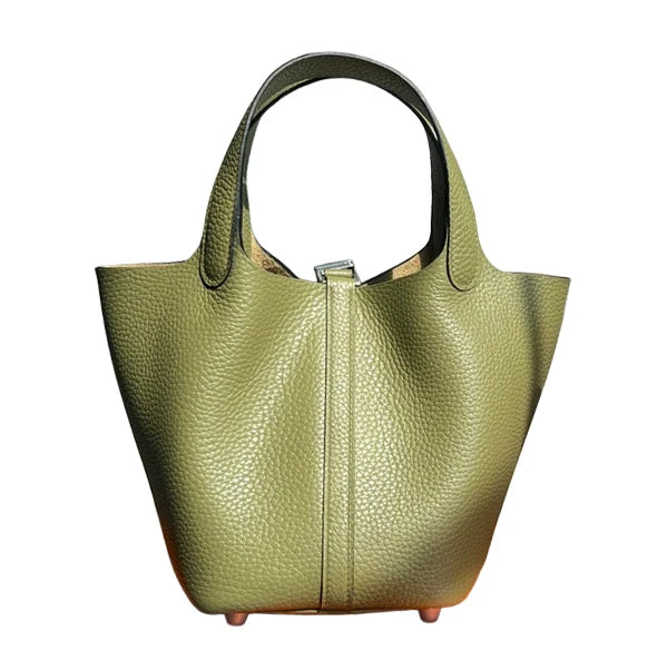 Valentina Ostuni Large bucket bag in Sage