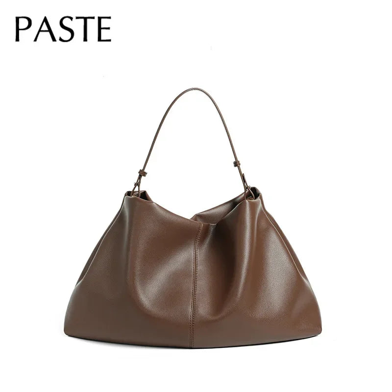 Valentina Assisi tote in Caramel, front view