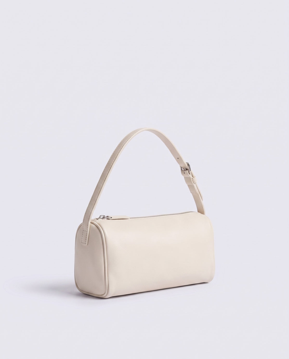 Alba barrel shoulder bag in Ivory leather – three-quarter view