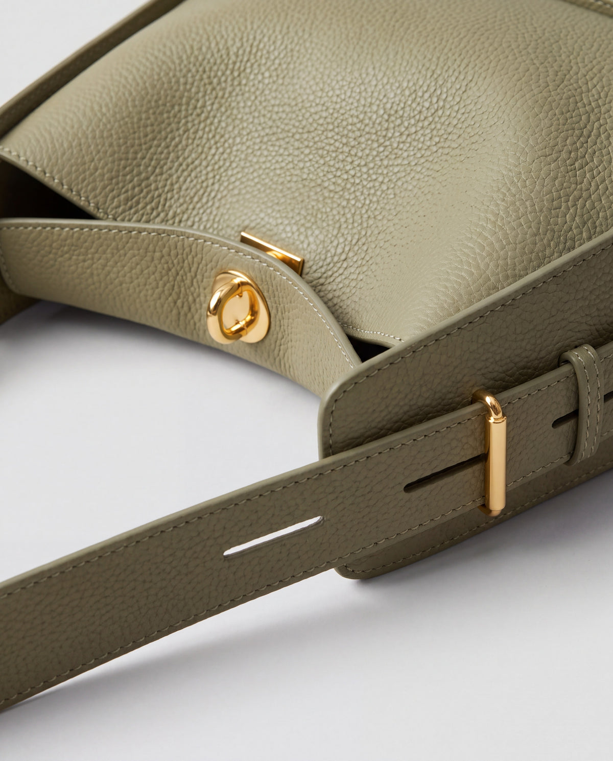 Asti bag in Sage – hardware detail