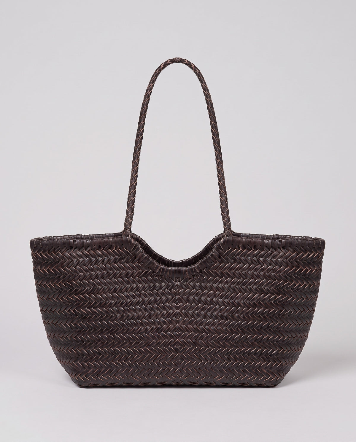 Hardware and handle detail on the Valentina Bosa bag in Chocolate