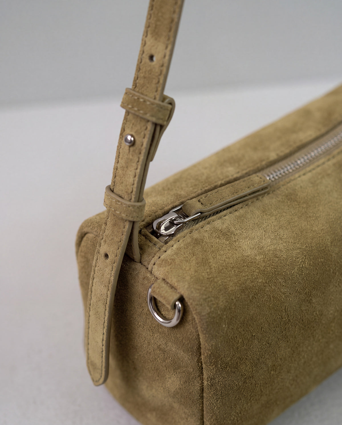 Brera bag in Olive – hardware detail
