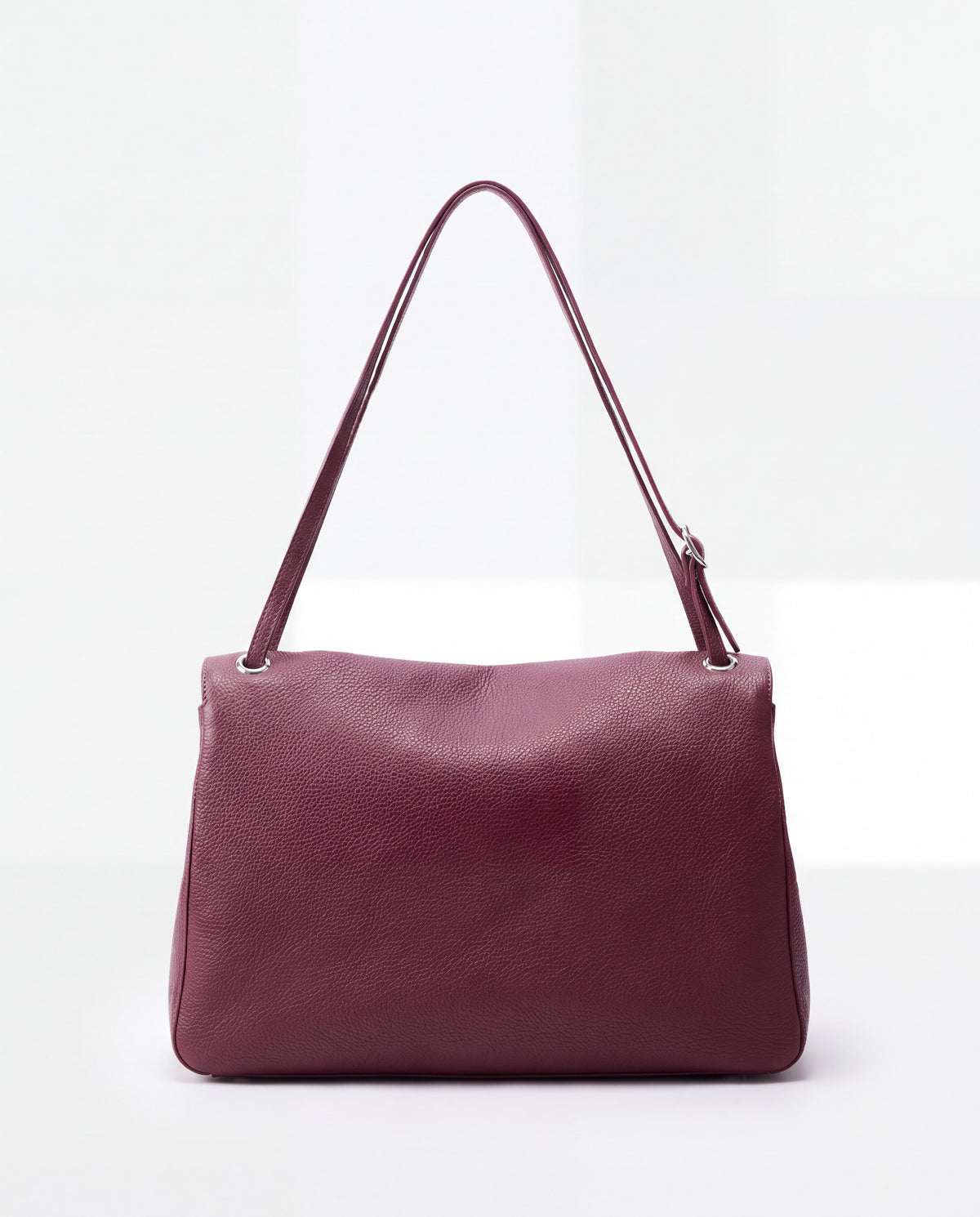 Brio Large bag in Burgundy – back view
