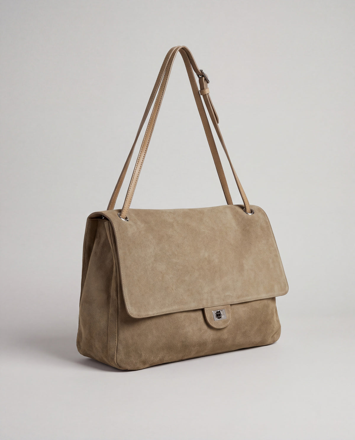 Brio Large bag in Khaki – three-quarter view