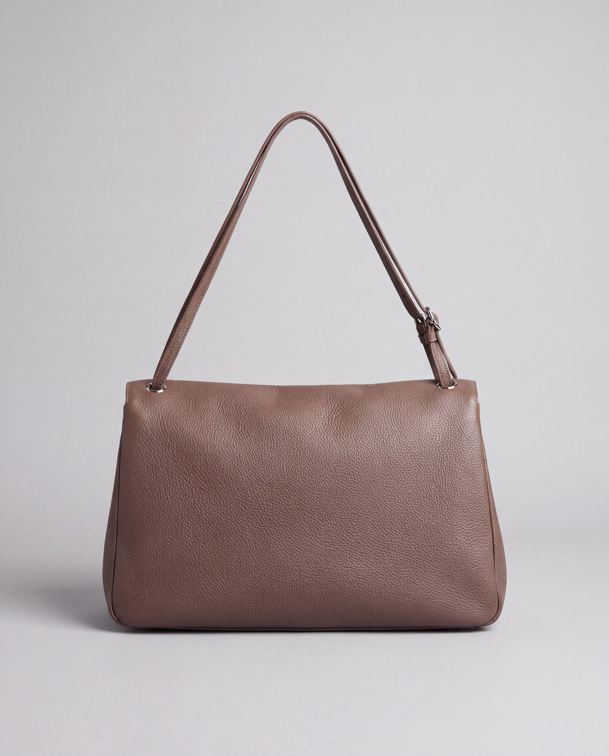 Brio Large bag in Taupe – back view