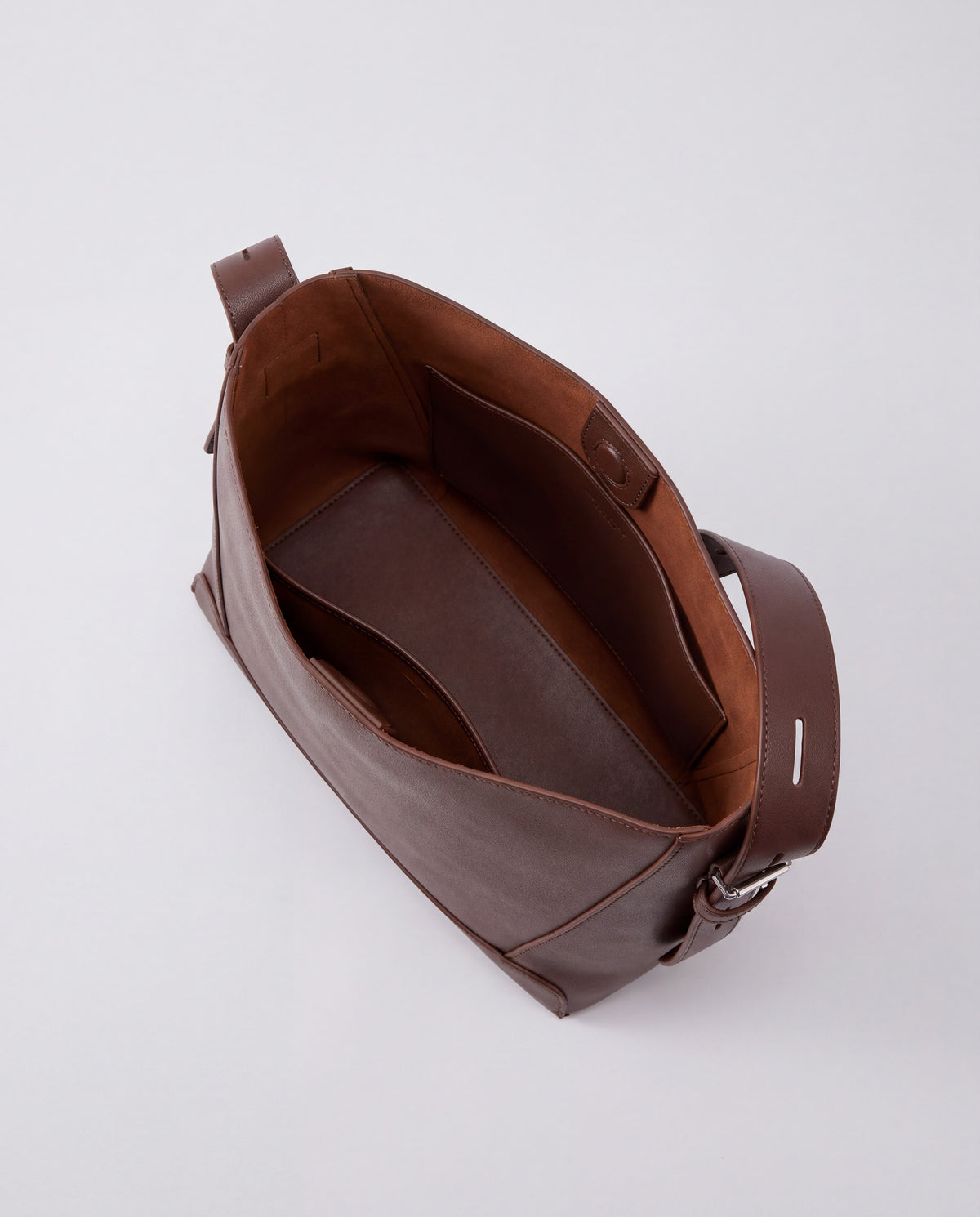 Calce bag in Chocolate – interior view