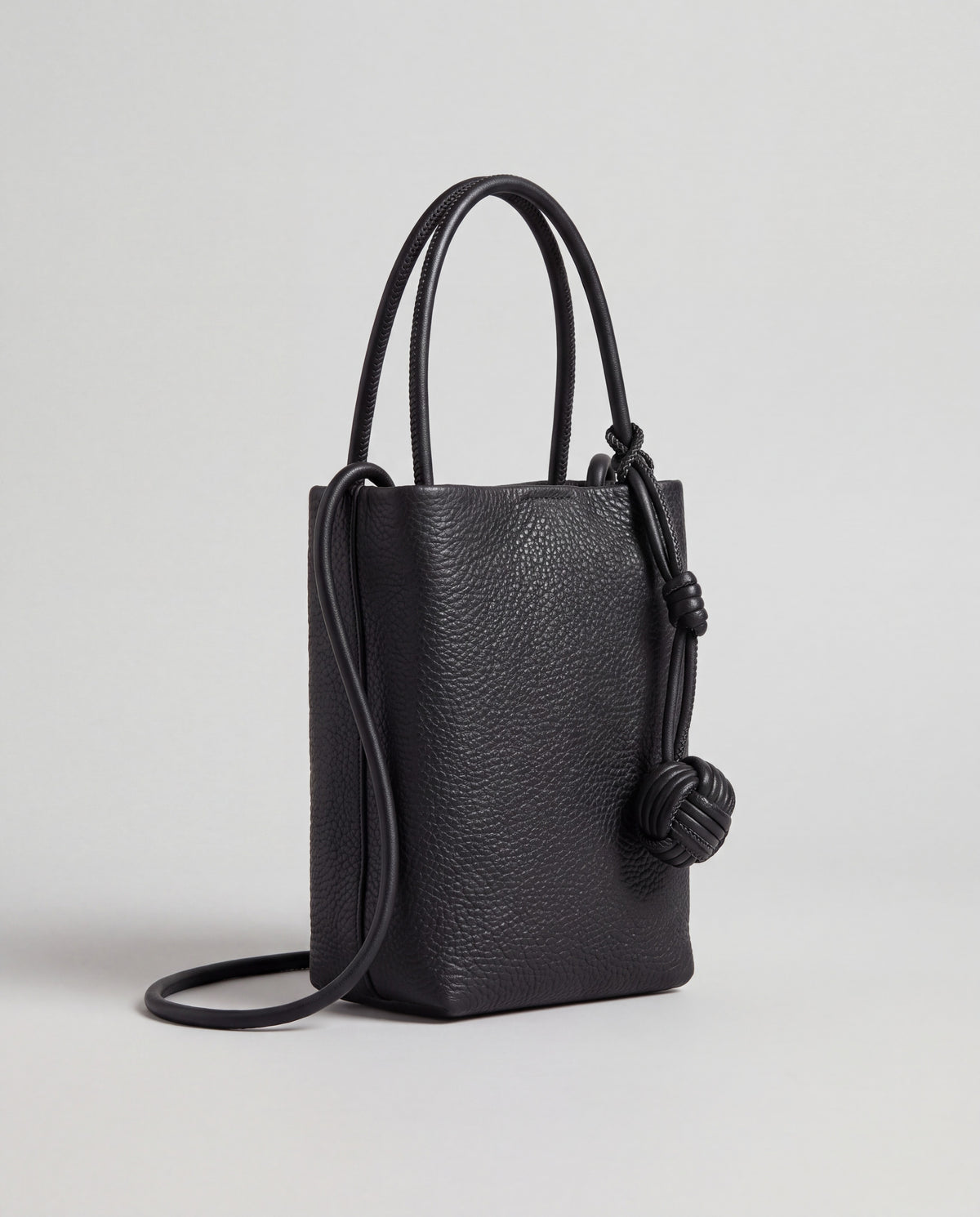 Cara bag in Black – three-quarter view
