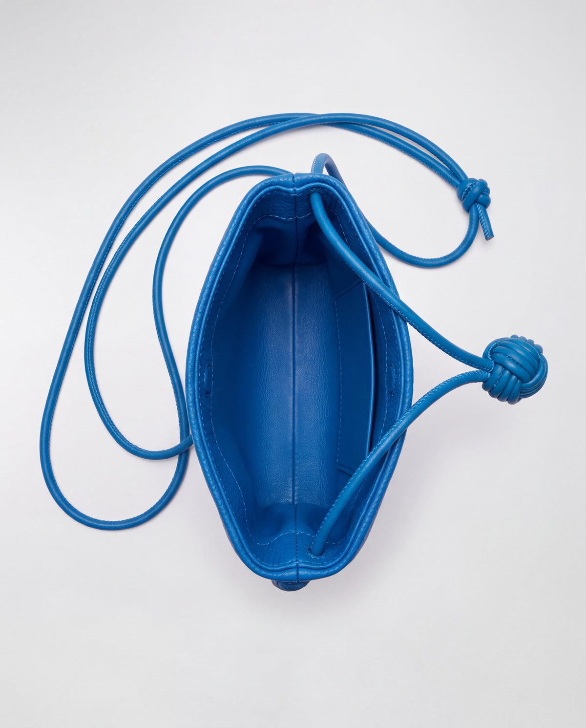Cara bag in Cobalt – interior view