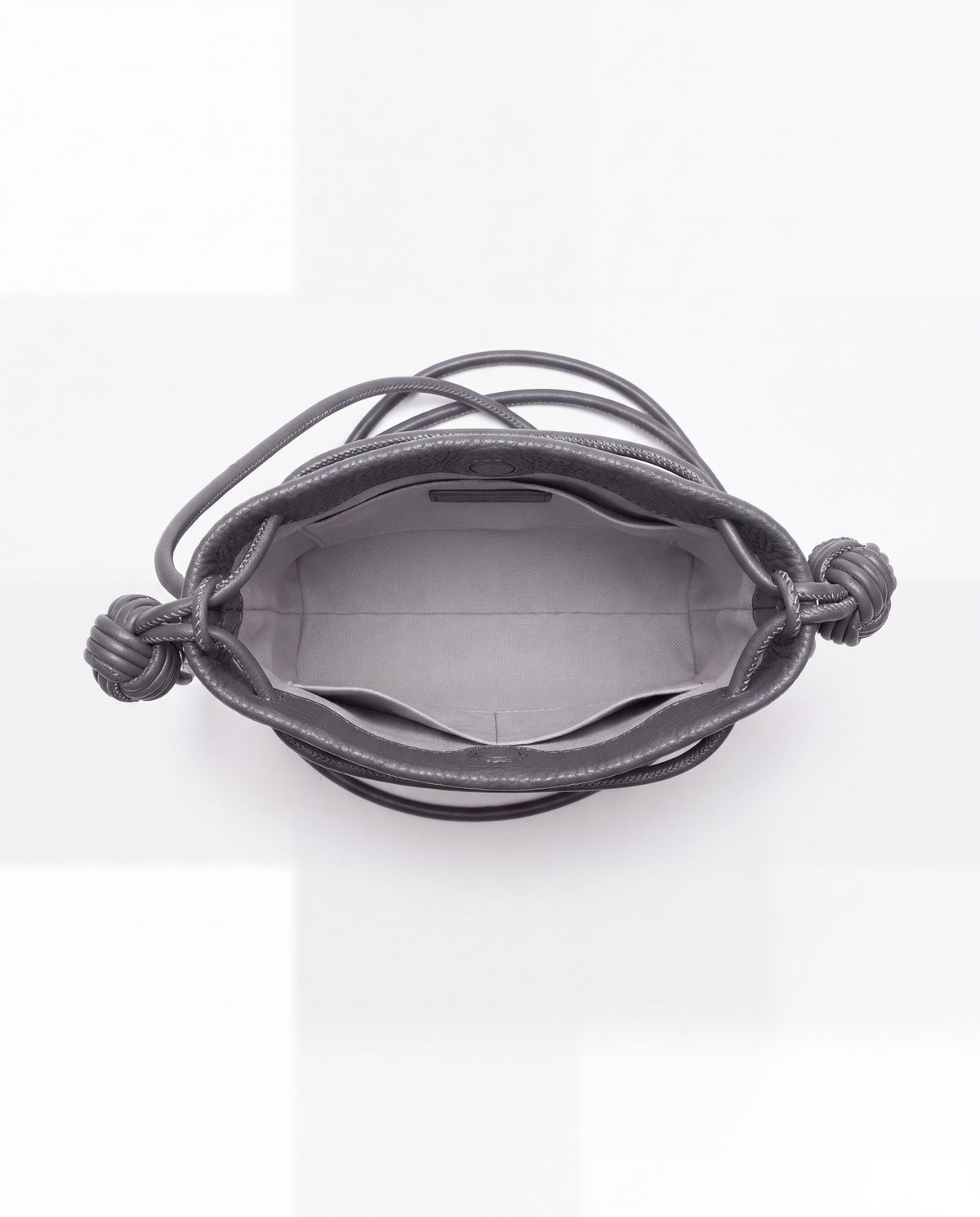 Cara bag in Grey – interior view