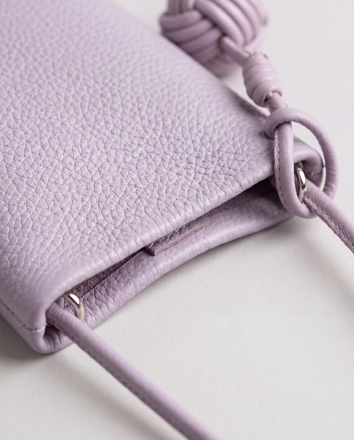 Cara bag in Lavender – leather detail