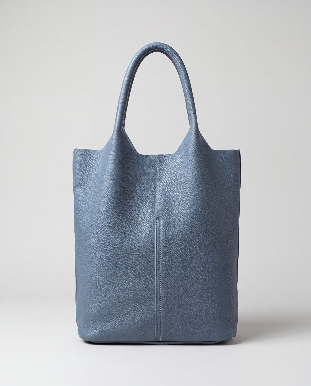Commute bag in Blue – back view