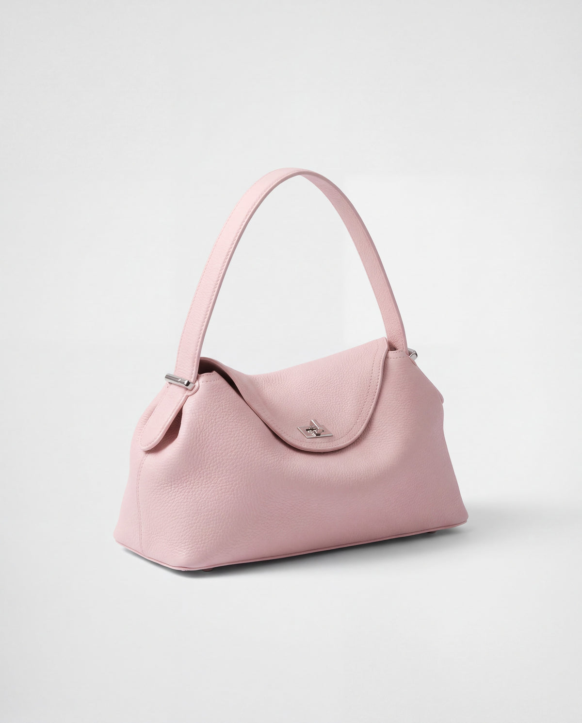 Como bag in Blush – three-quarter view