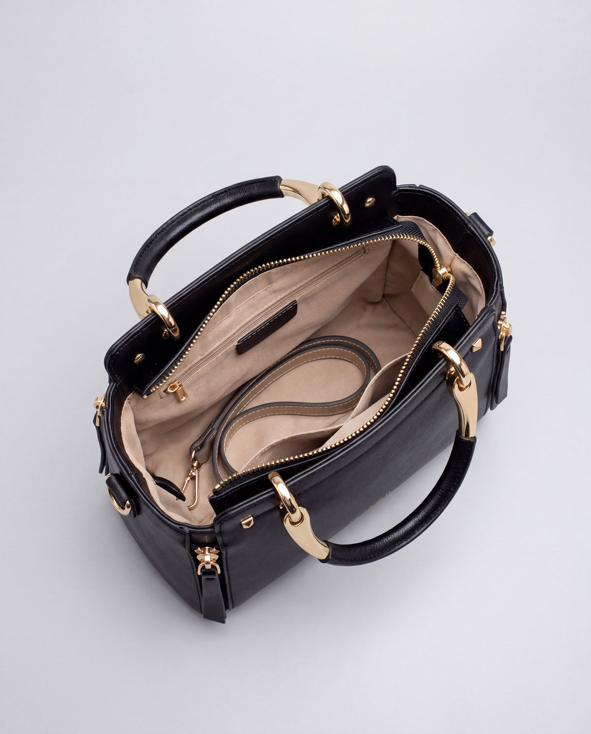 Contrast bag in Black – interior view