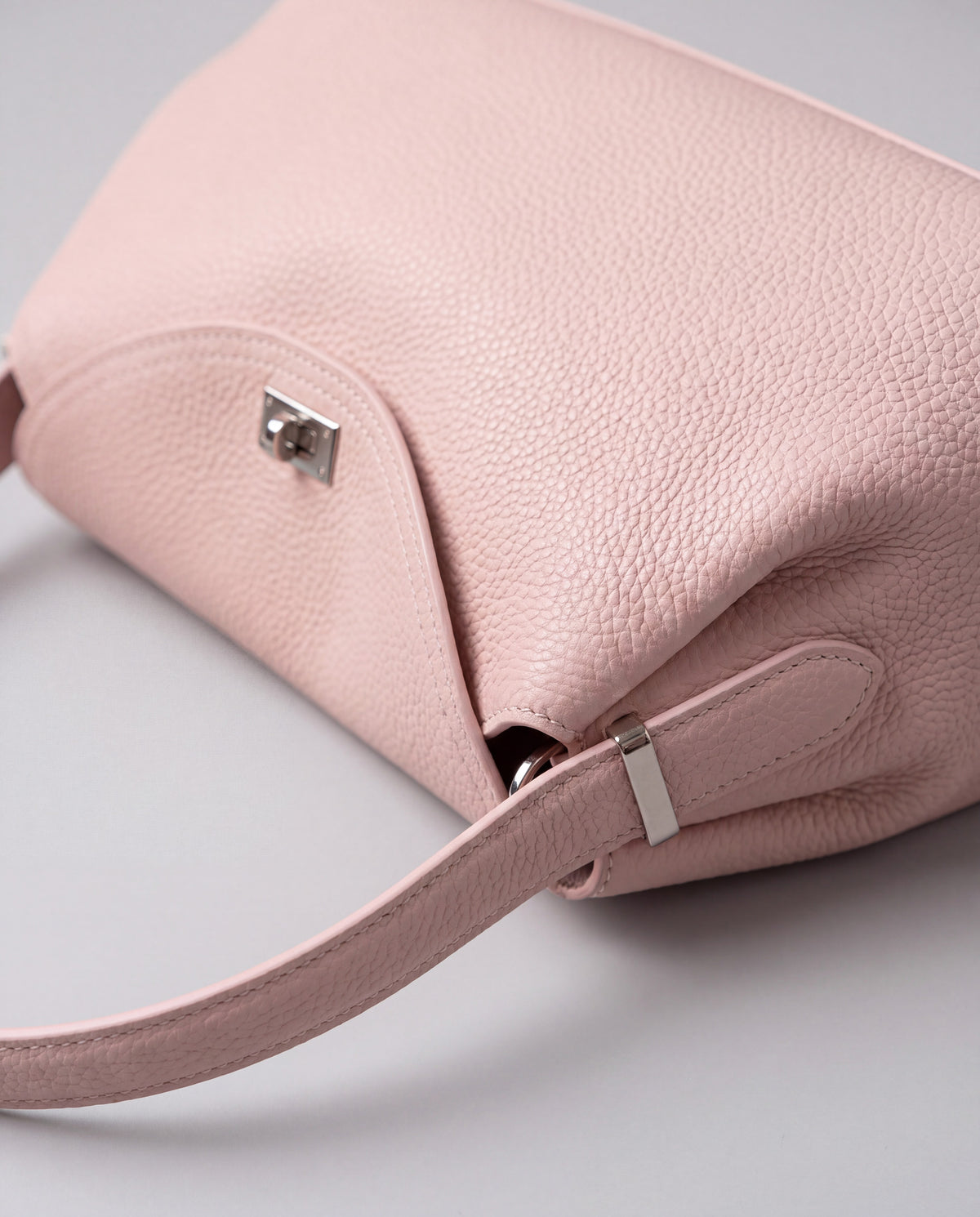 Corda bag in Blush – leather detail