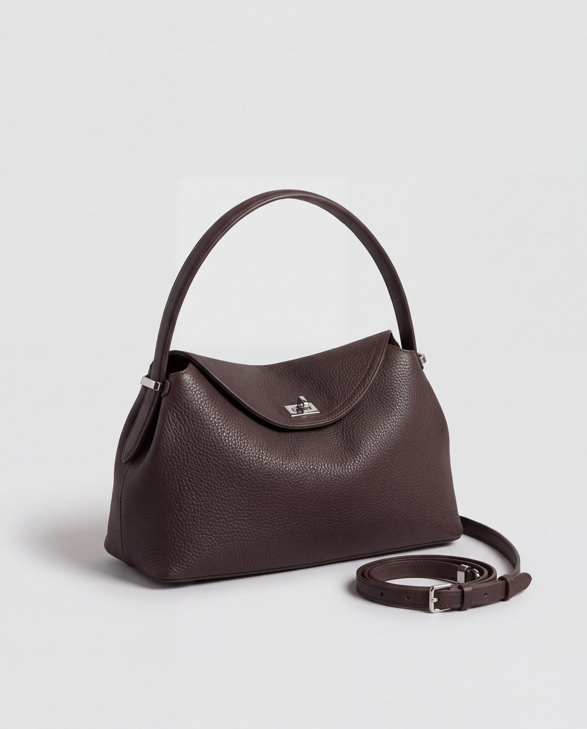 Corda bag in Espresso – three-quarter view