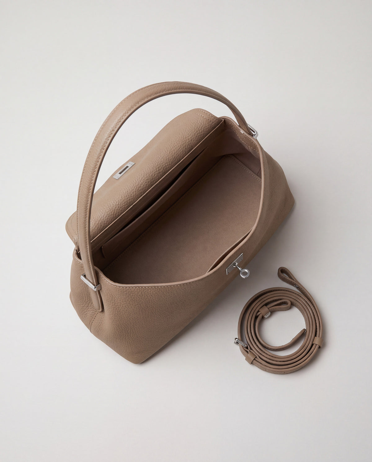 Corda bag in Taupe – interior view