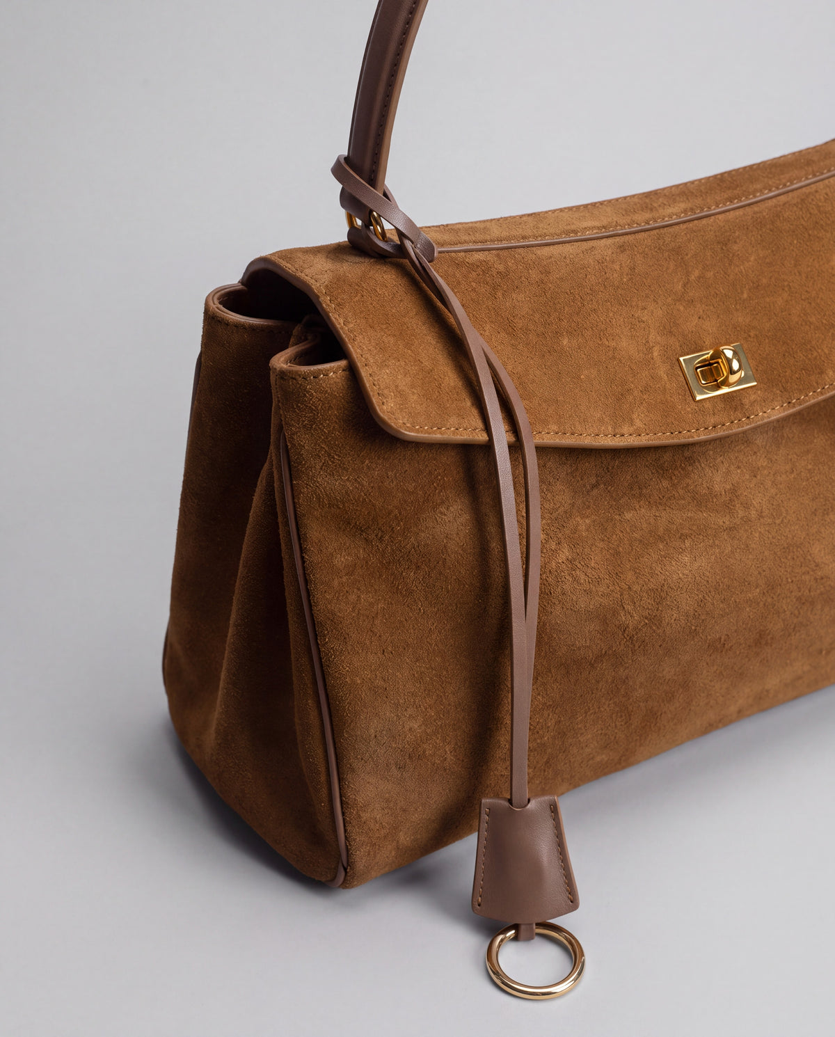 Dolce Small bag in Camel – leather detail