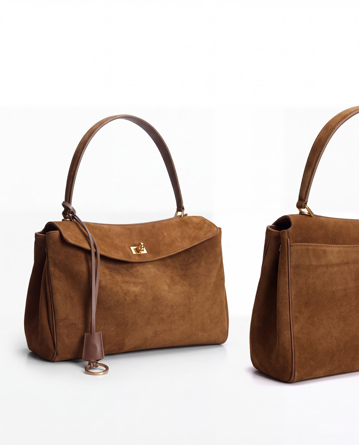 Dolce Large bag in Camel – leather detail