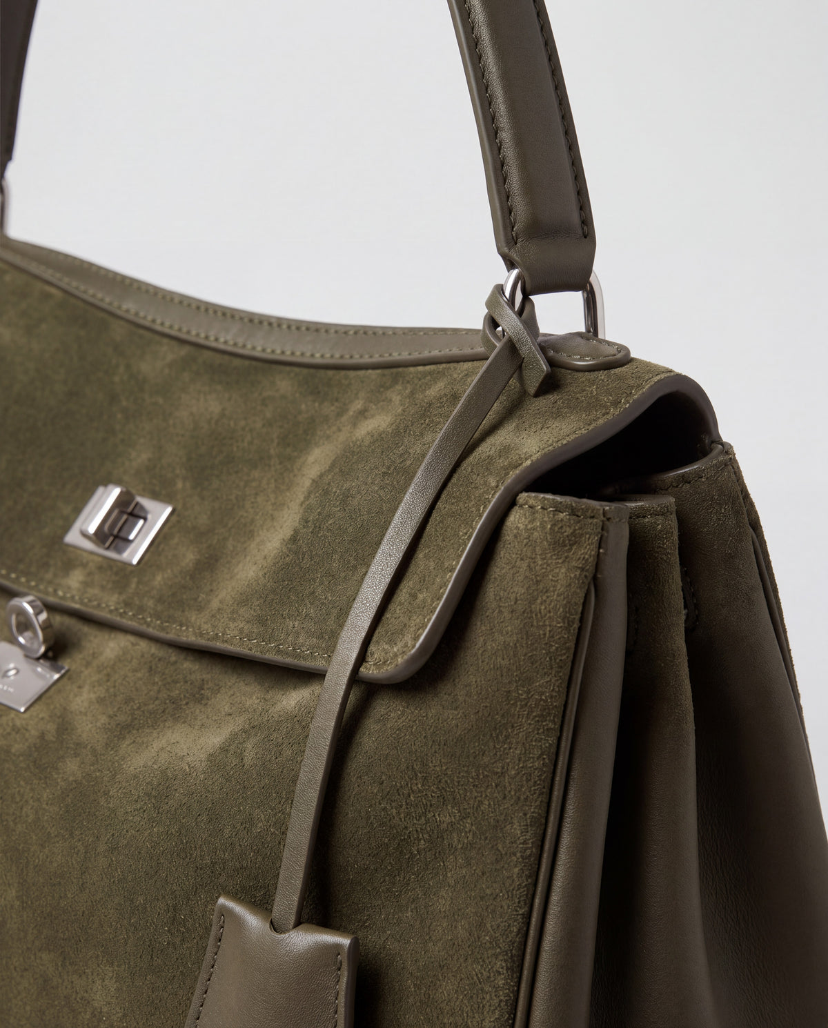 Dolce Large bag in Olive – leather detail