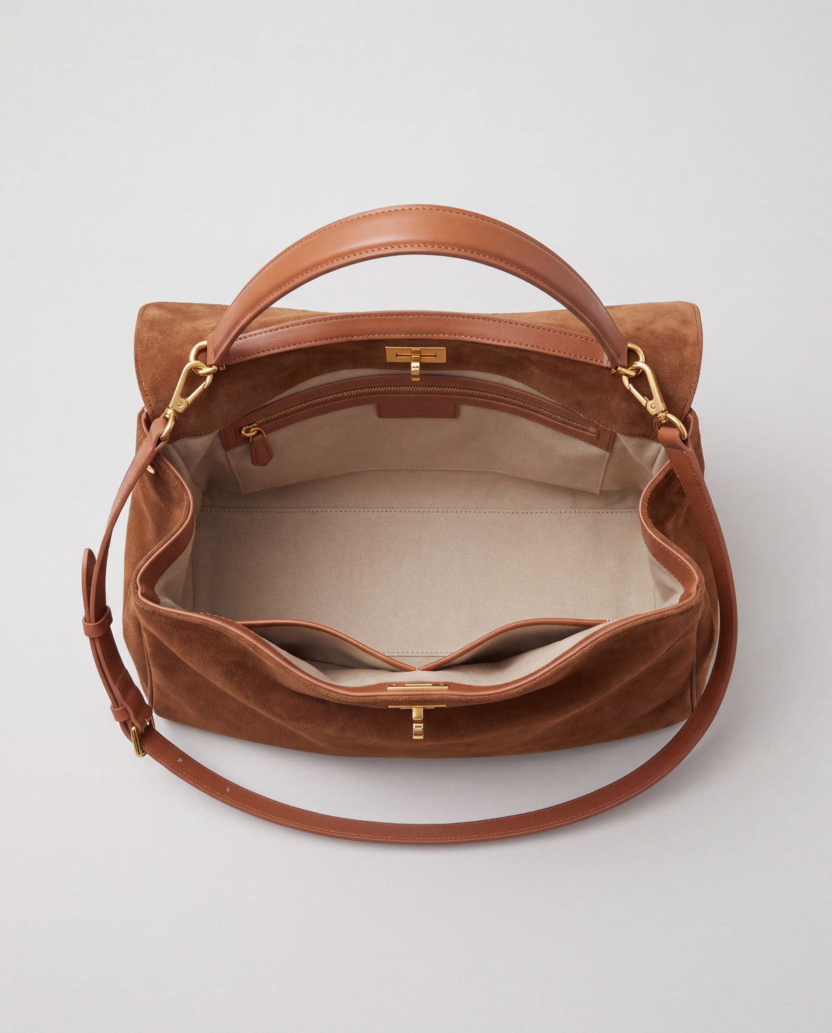 Dolce Medium bag in Cognac – interior view