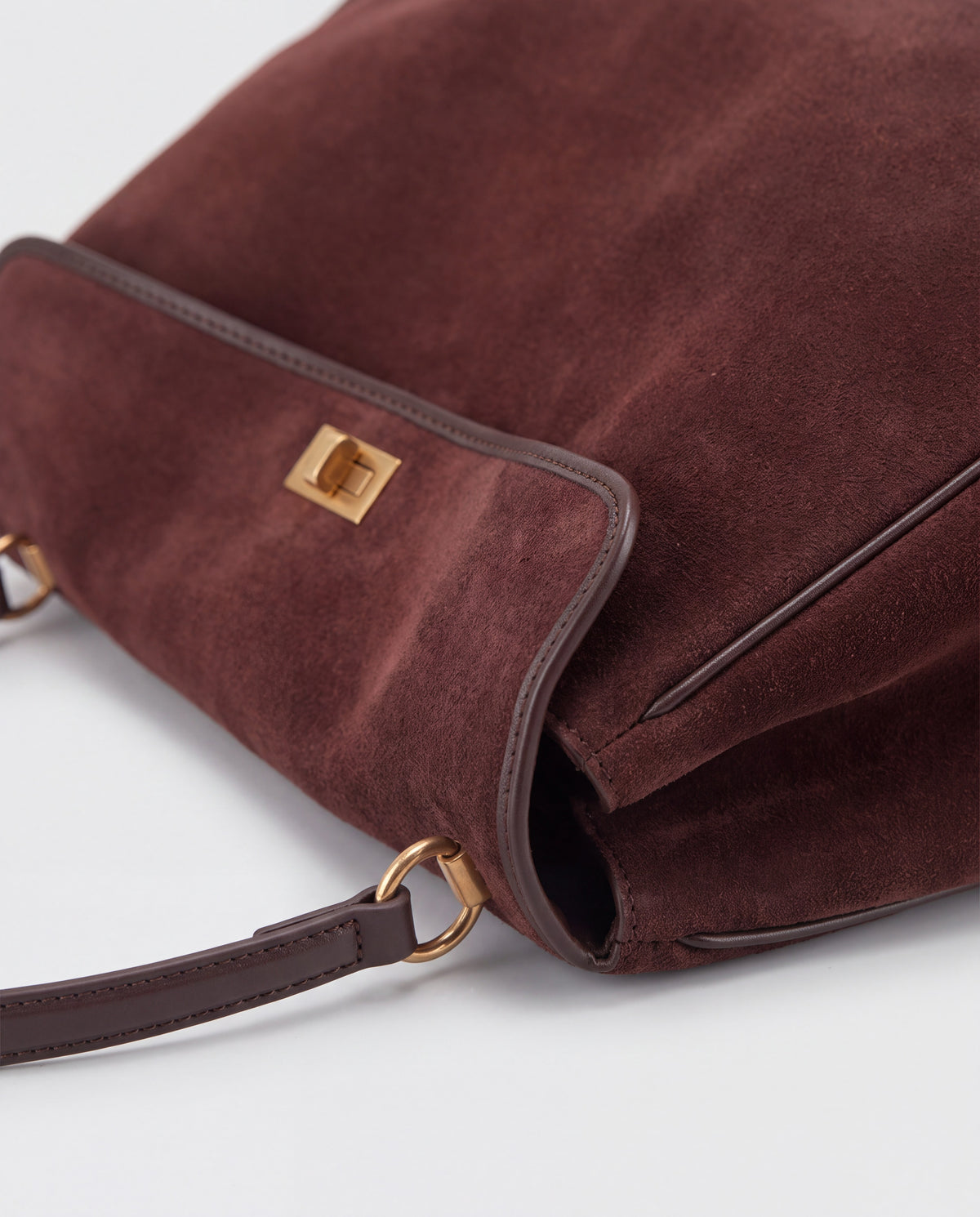 Dolce Medium bag in Mahogany – leather detail