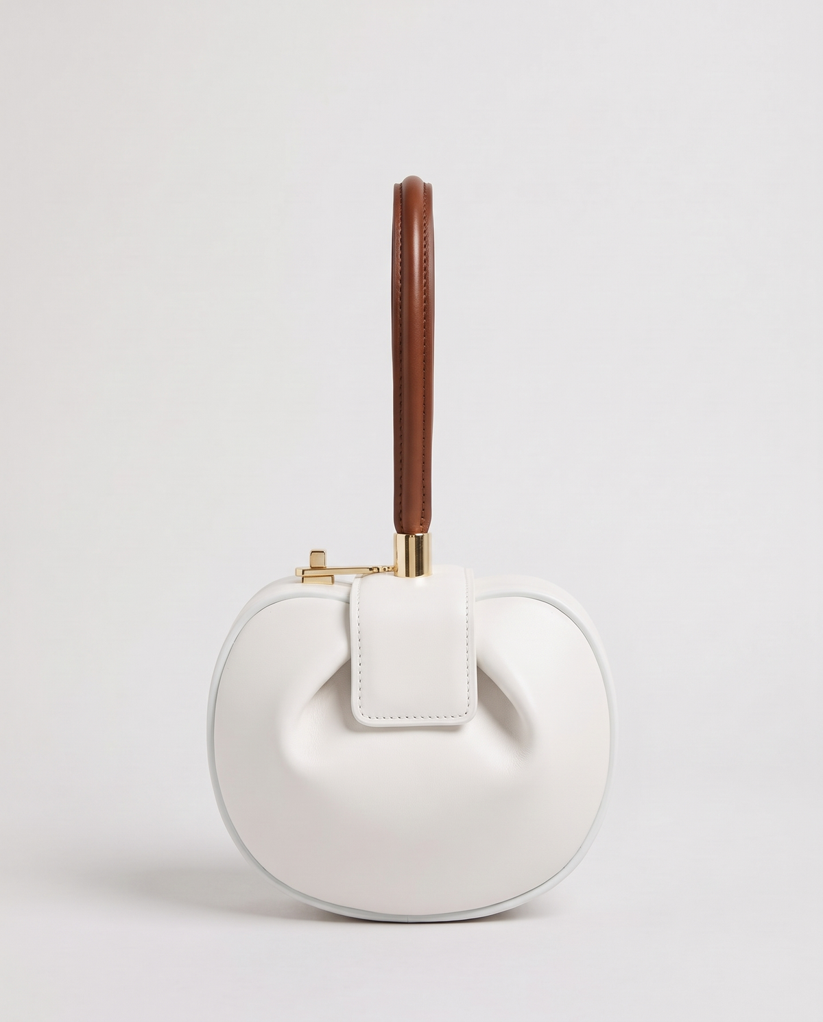 Dumpling Maxi leather top-handle bag in White – front view