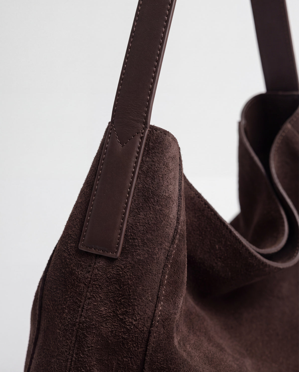 Fiato bag in Espresso – hardware detail