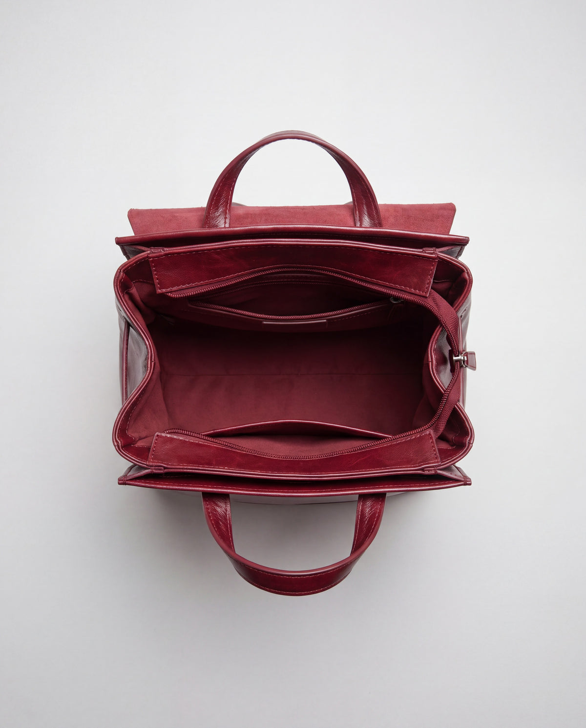 Forma bag in Red – interior view