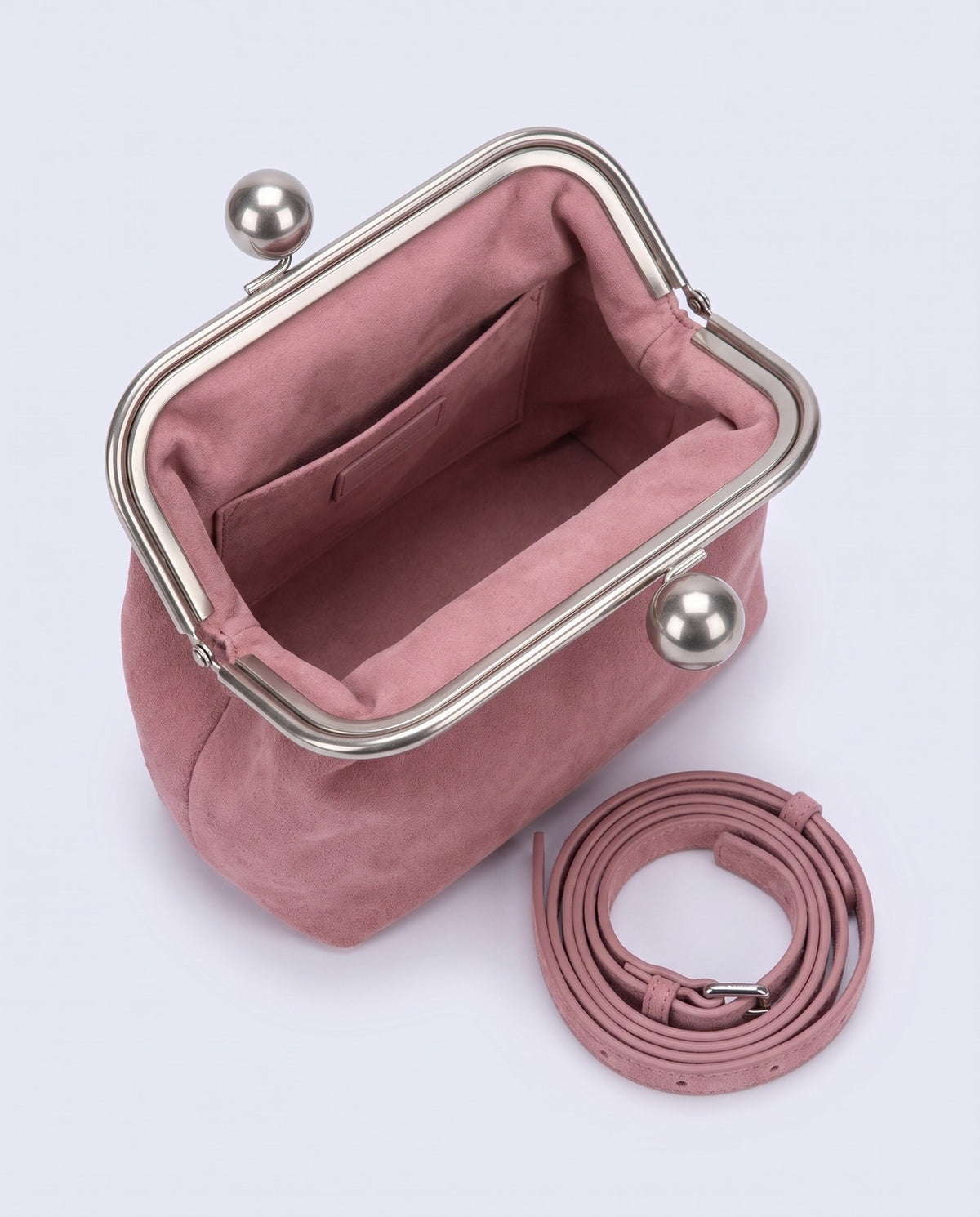 Inside view of the Garda frame bag in Rose