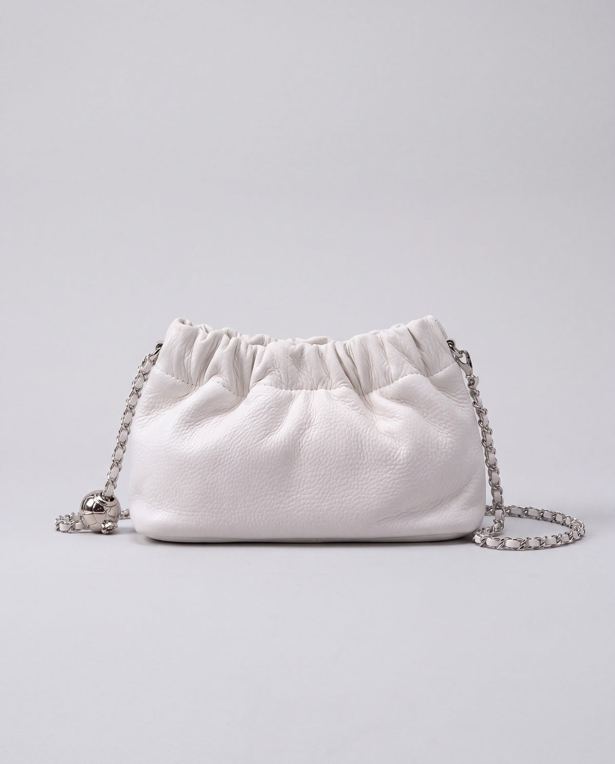 Giro bag in White – back view