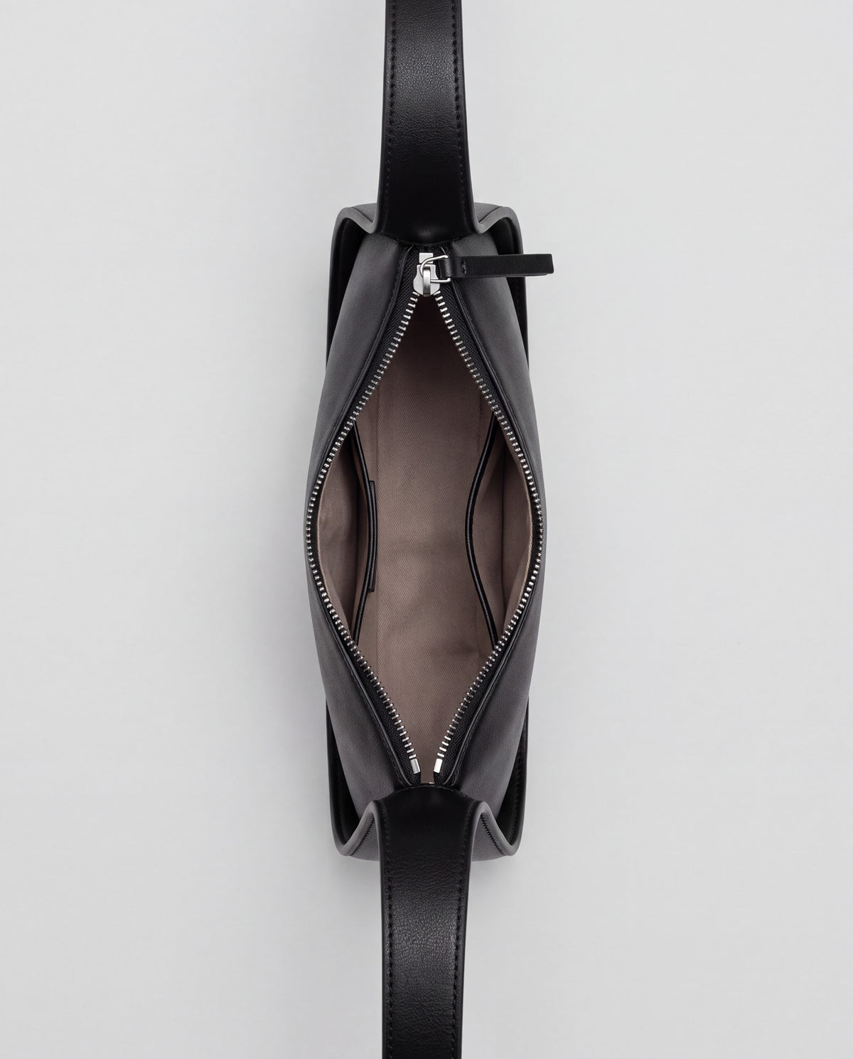 Muse bag in Black – interior view