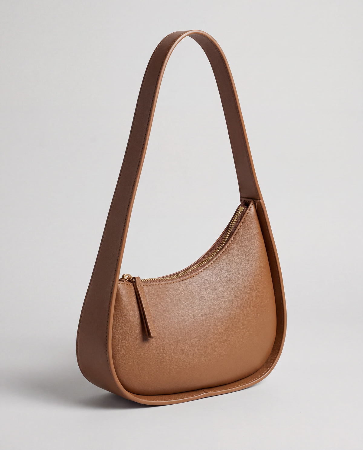 Muse bag in Caramel – three-quarter view