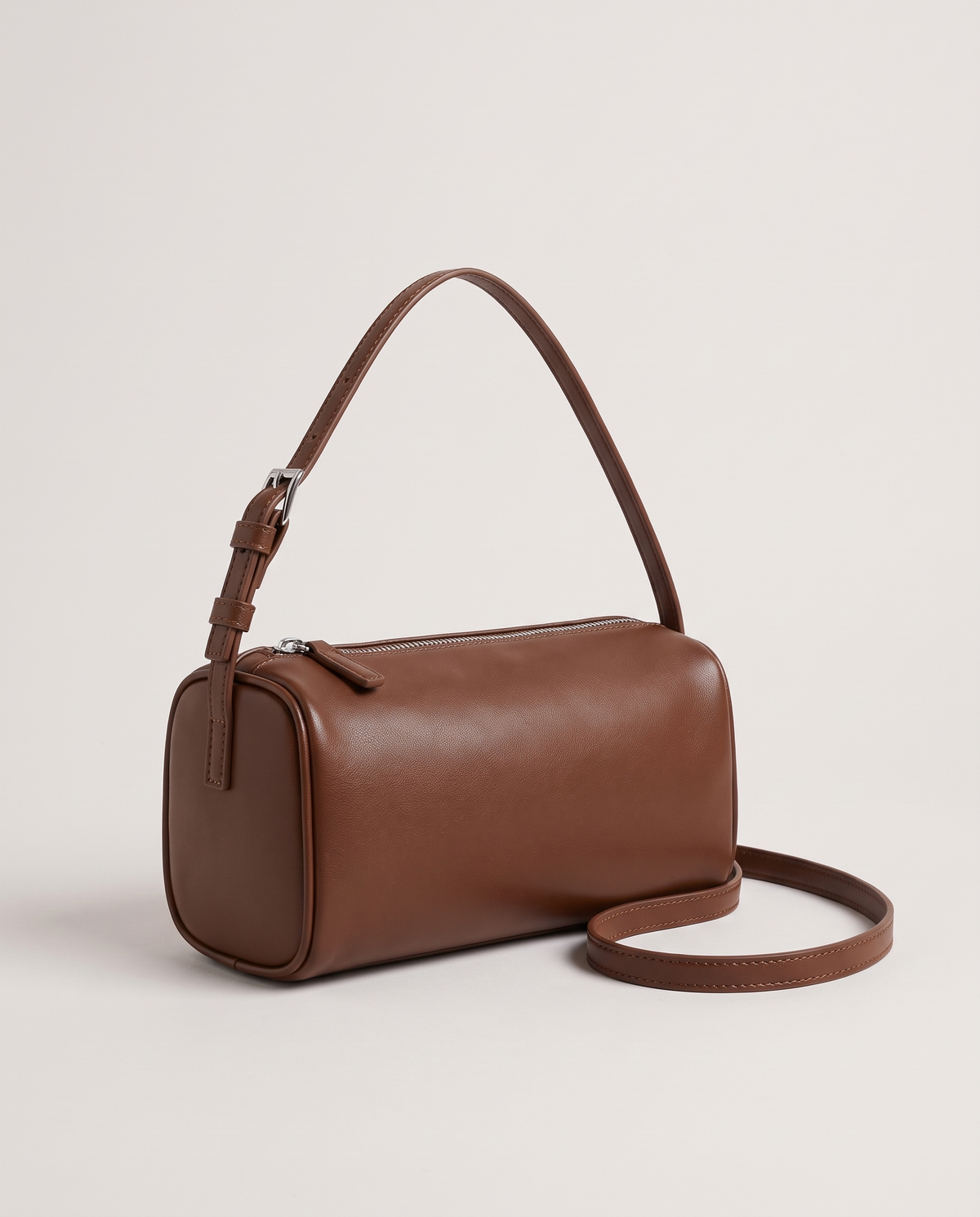 Alba – Brown – three-quarter view