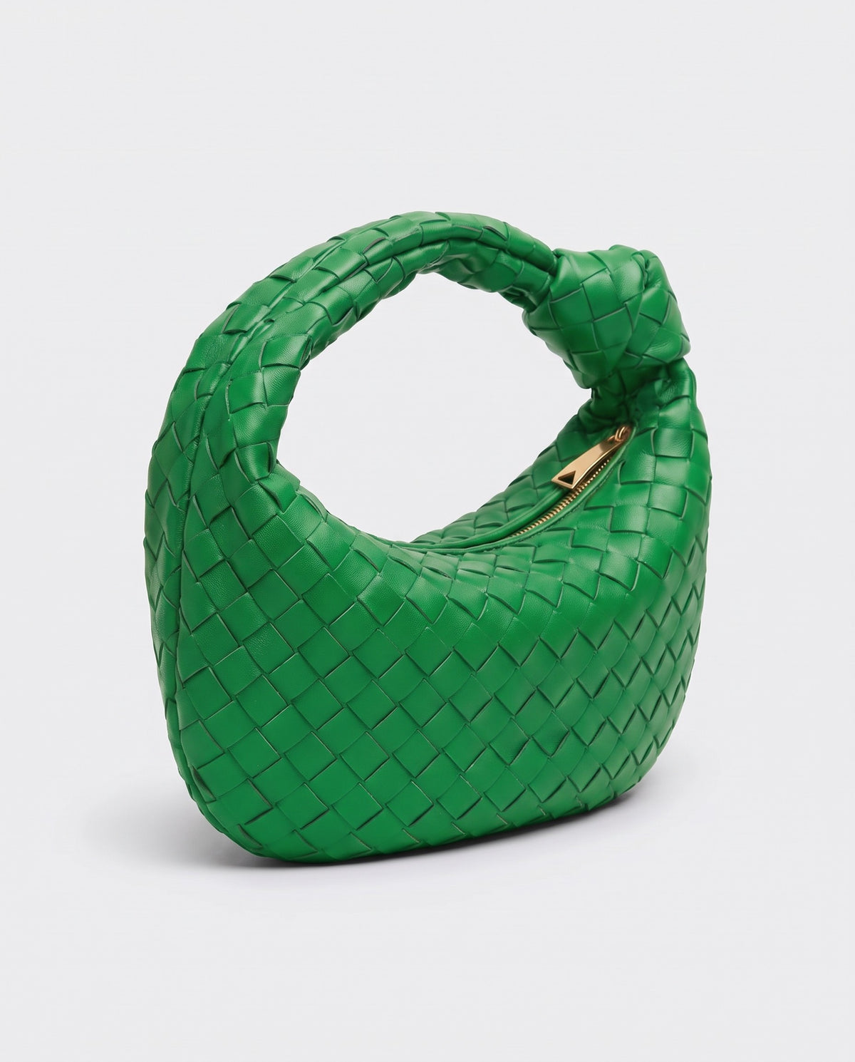 Knot Midi woven leather bag in Green – three-quarter view