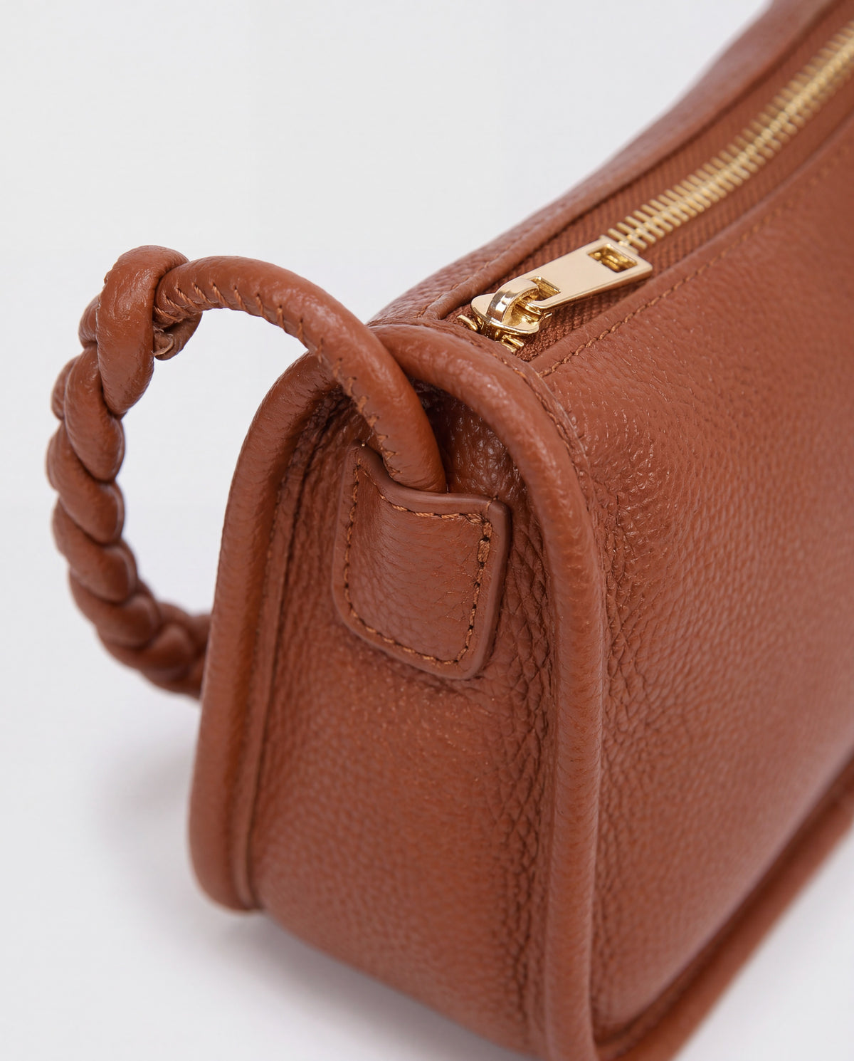 Lago bag in Cognac – hardware detail