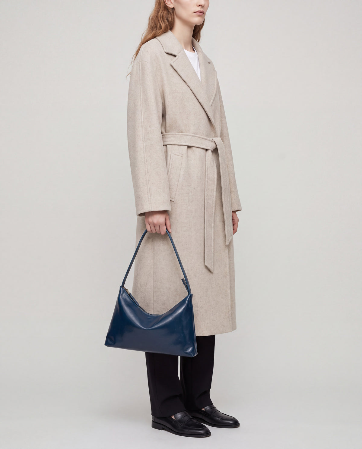 Lana bag in Navy – worn by model, close-up