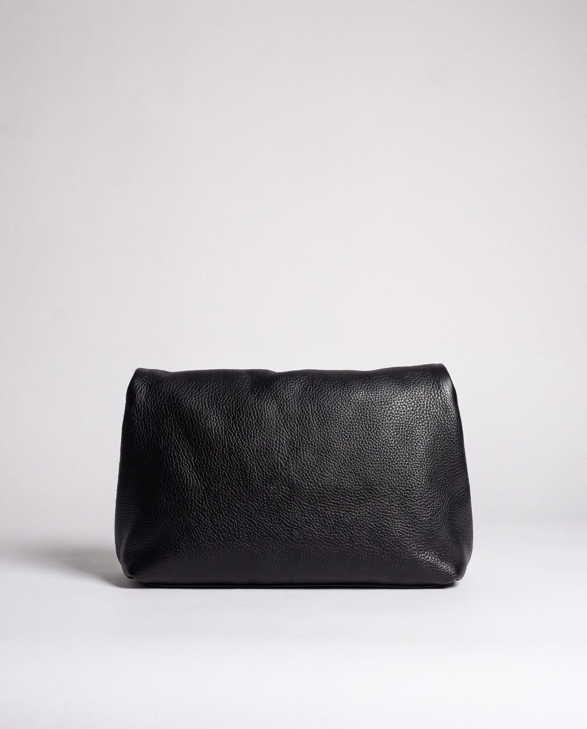 Lido bag in Black – back view