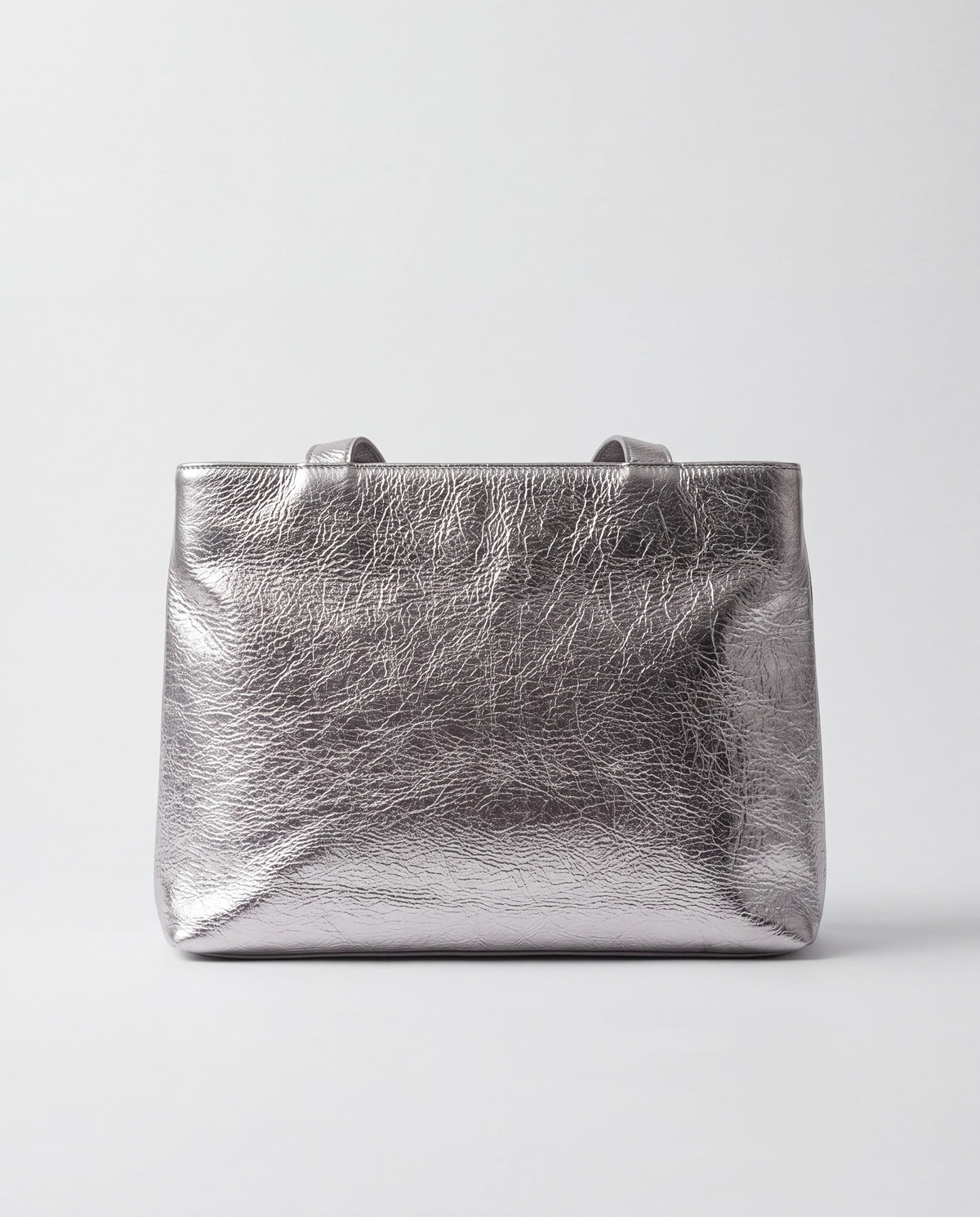 Lido bag in Silver – back view