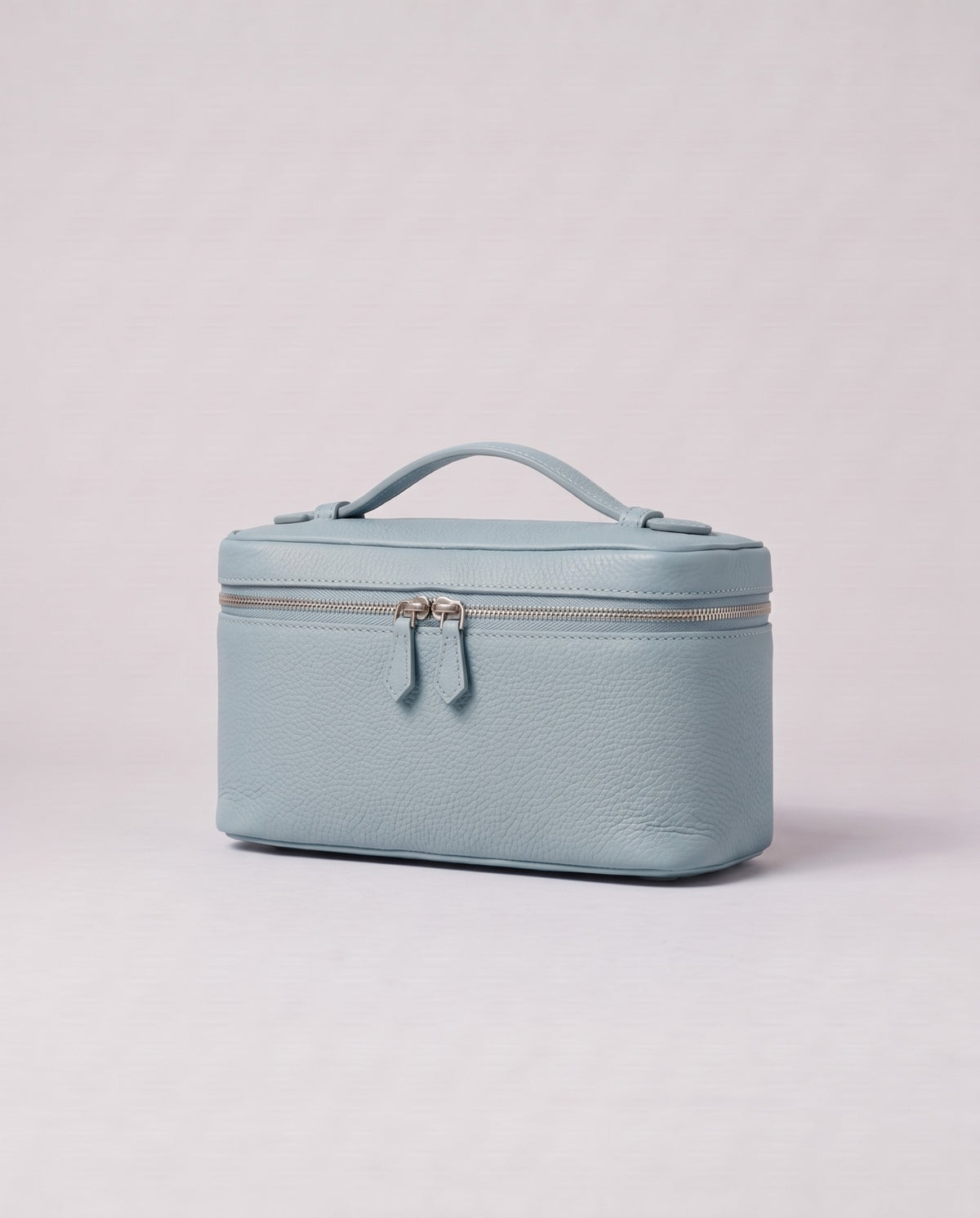 Valentina Orvieto Small top-handle bag in Blue leather, three-quarter view