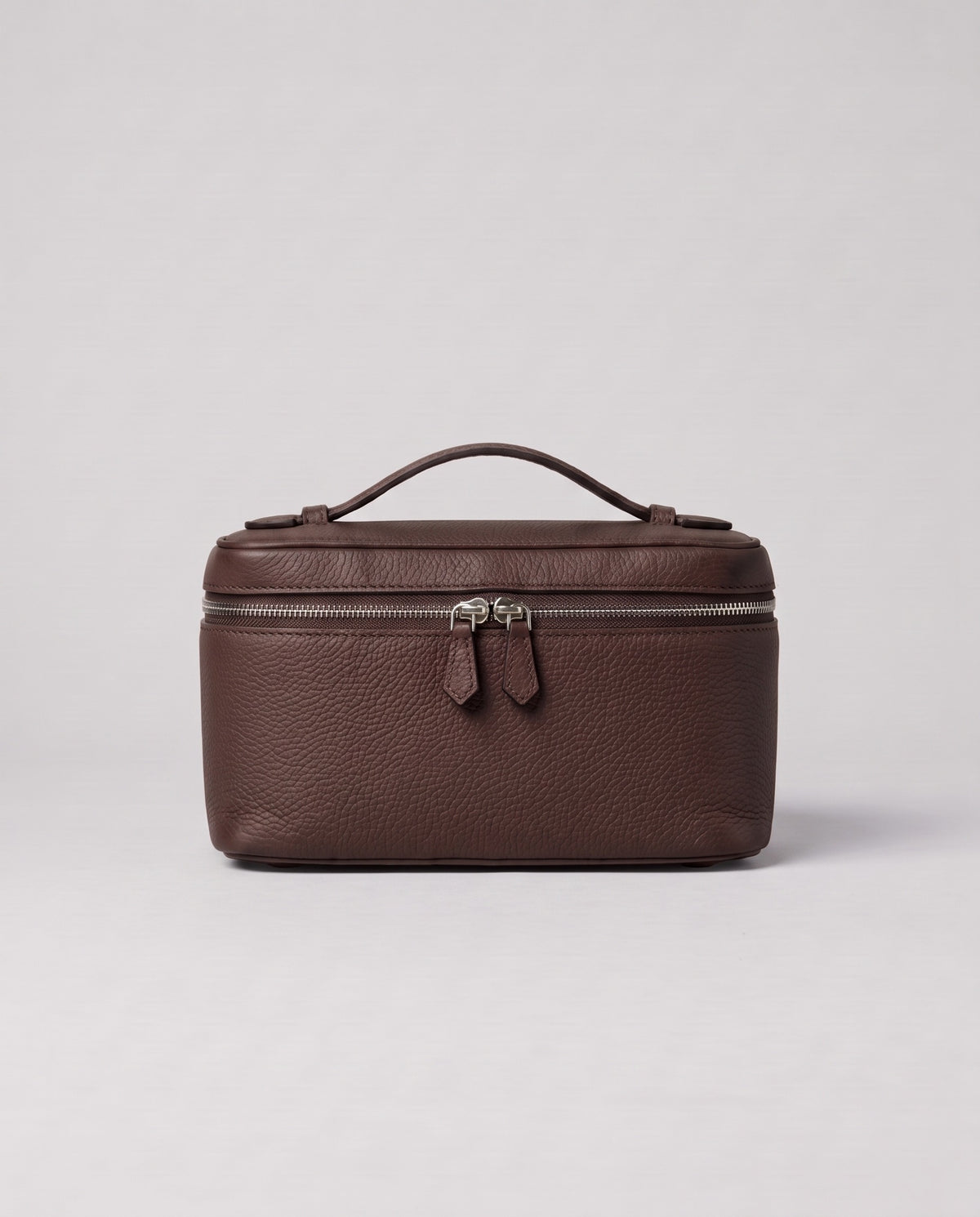 Valentina Orvieto Small top-handle bag in Chocolate leather, front view