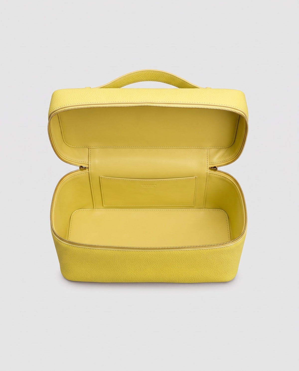 Inside view of the Orvieto vanity case in Yellow