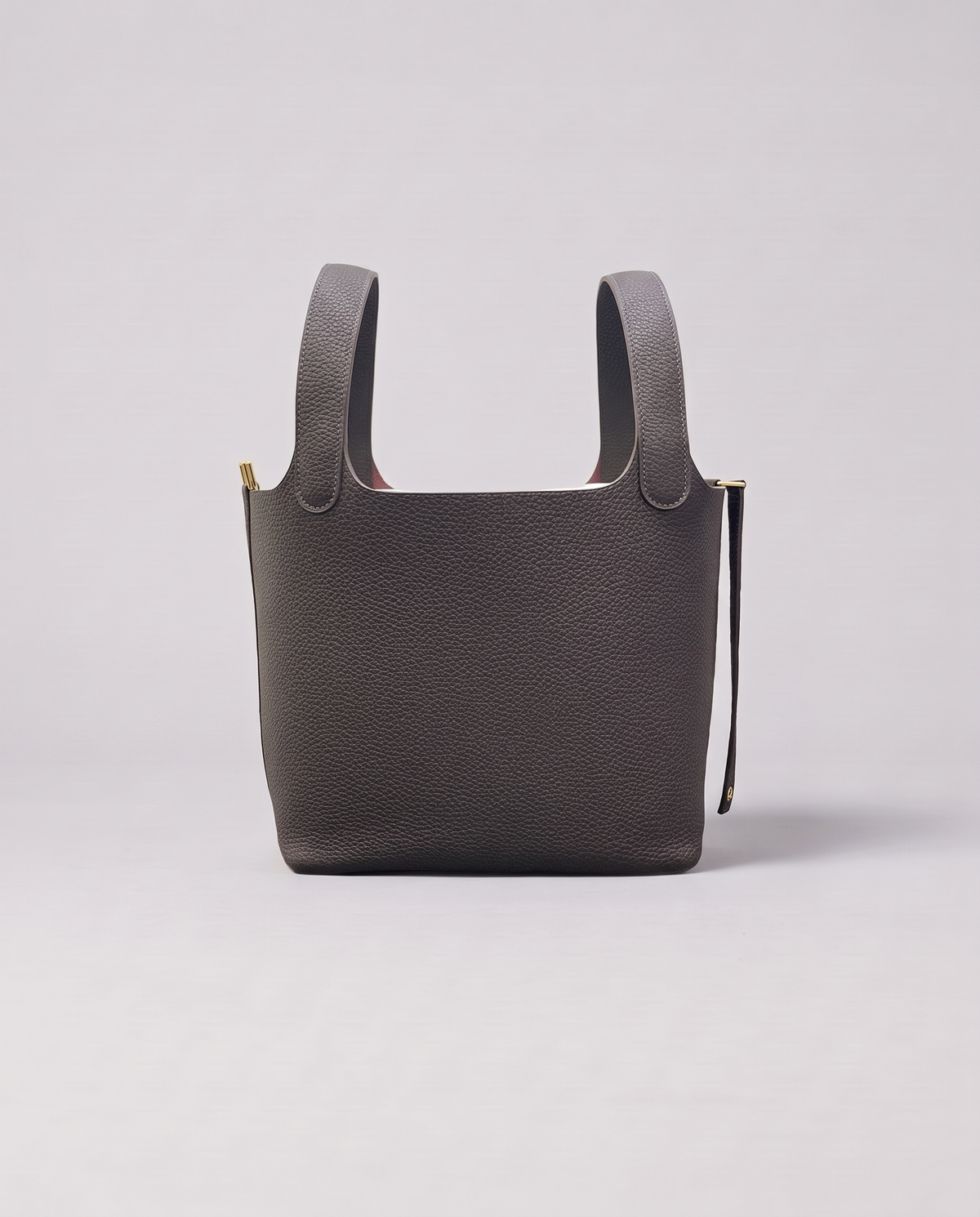Valentina Ostuni Large bag in Charcoal, front view