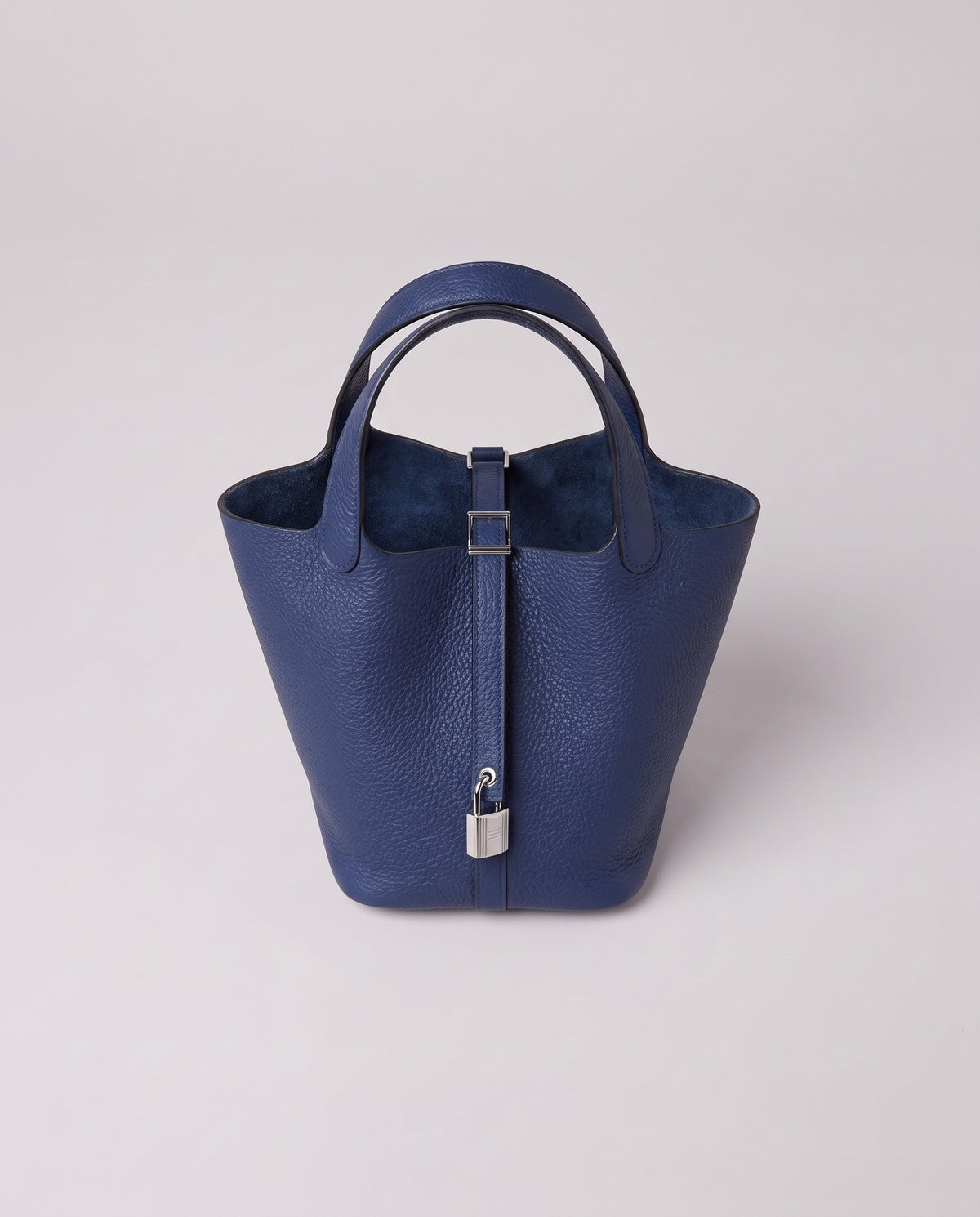 Inside the Valentina Ostuni Large bag in Navy