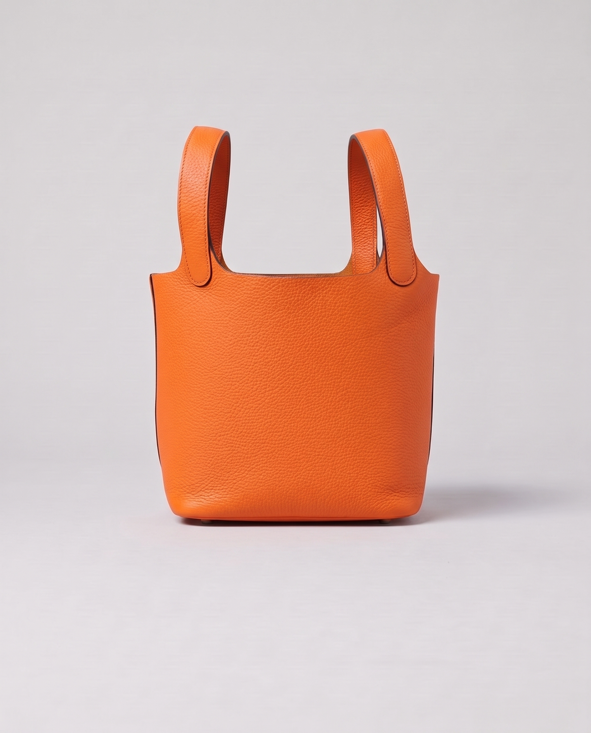 Valentina Ostuni Large bag in Orange, front view