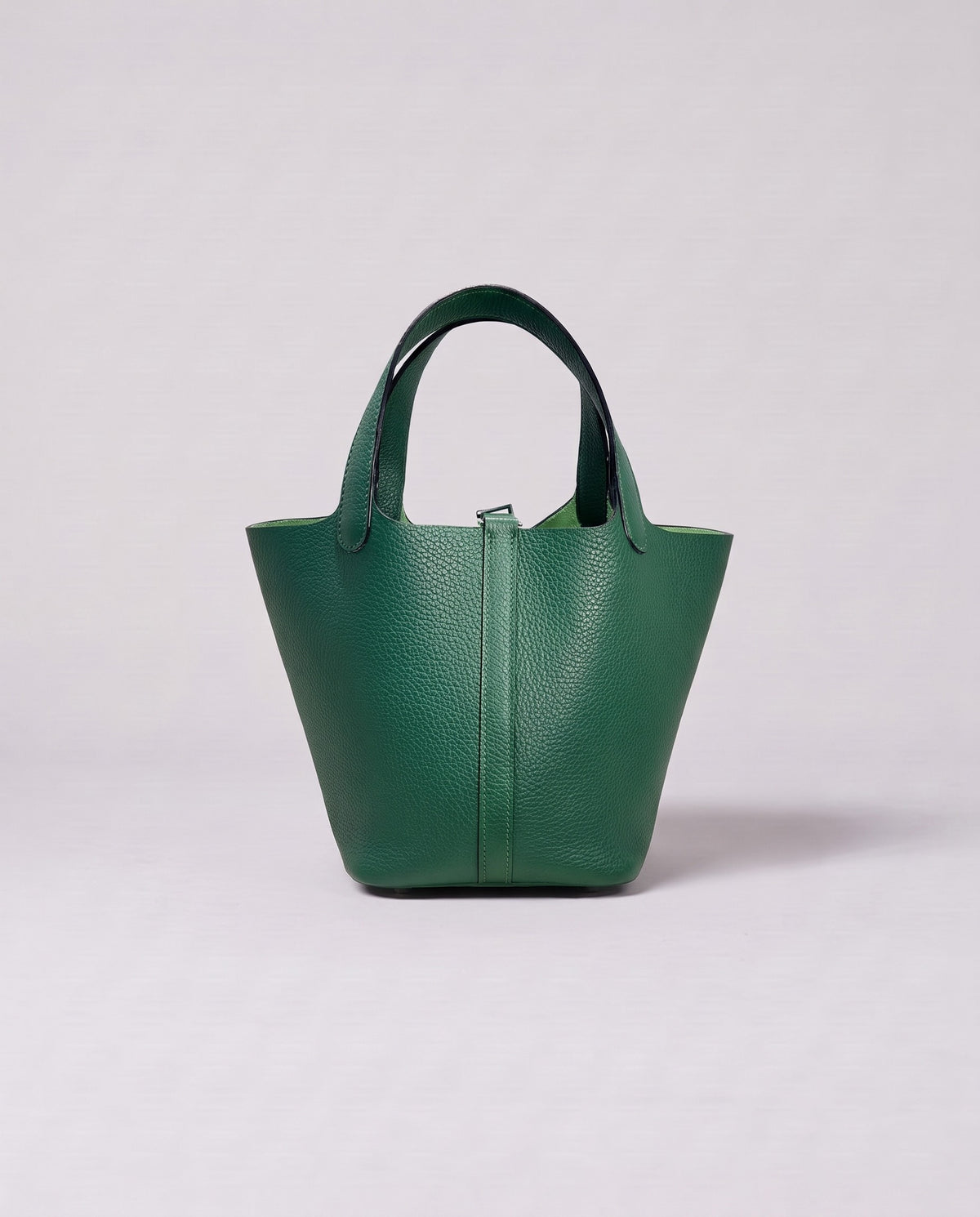 Valentina Ostuni Small bag in Emerald, back view
